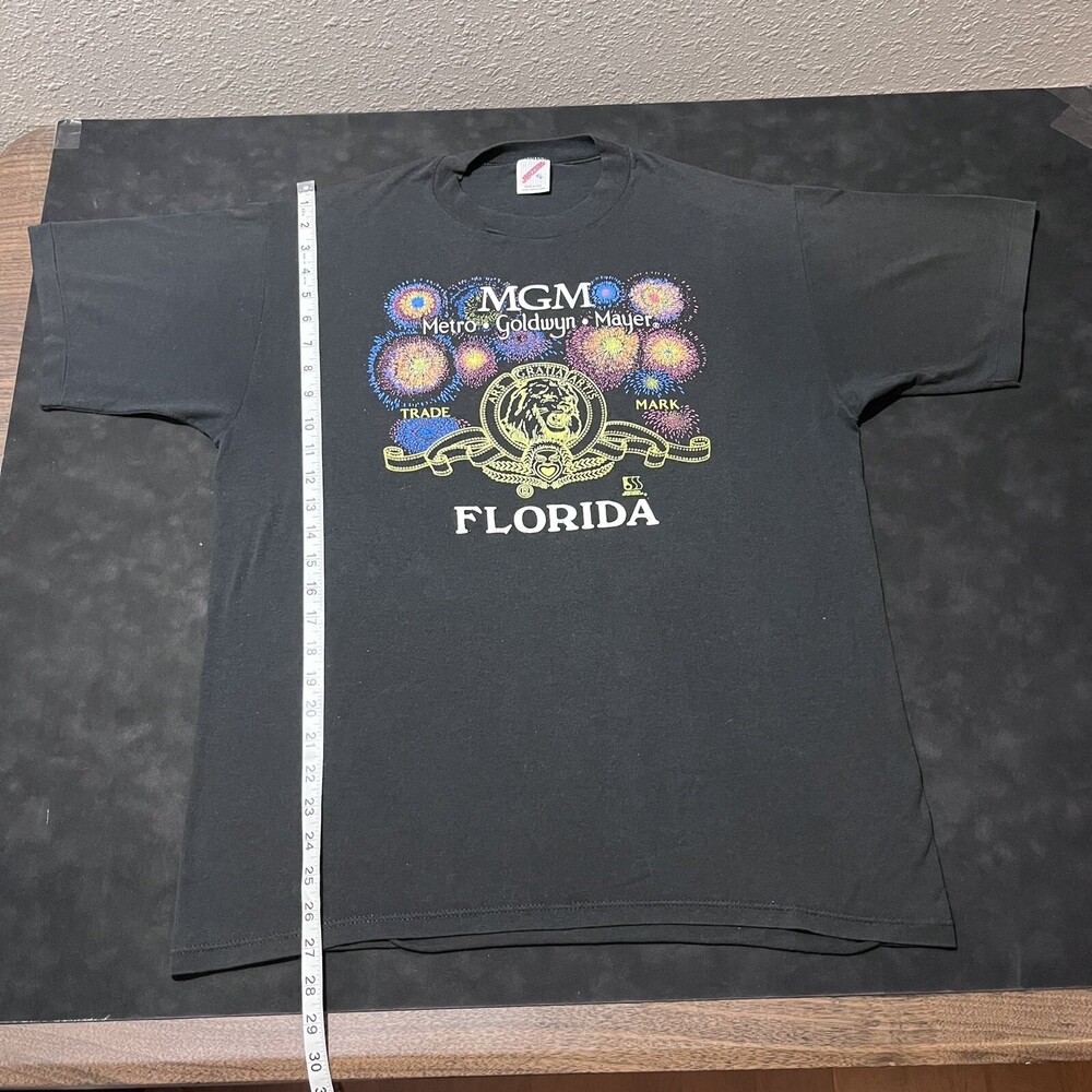 MGM Studios Lion Shirt Metro Goldwyn Mayer Vintage Disney Tower of Terror